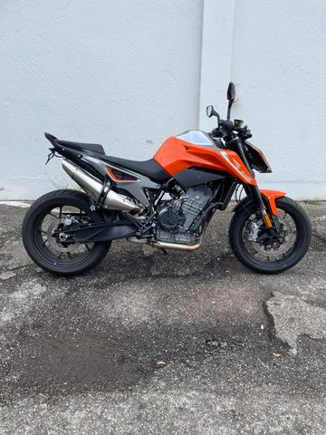 KTM 790 Duke 2019