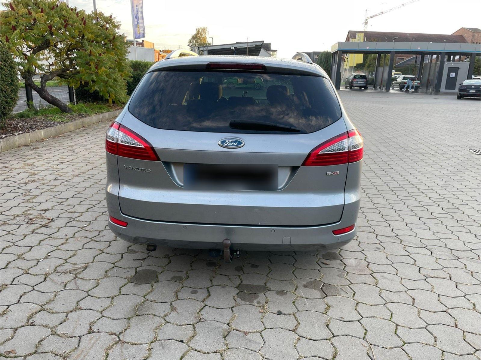 Ford Mondeo 2010 — photo 6