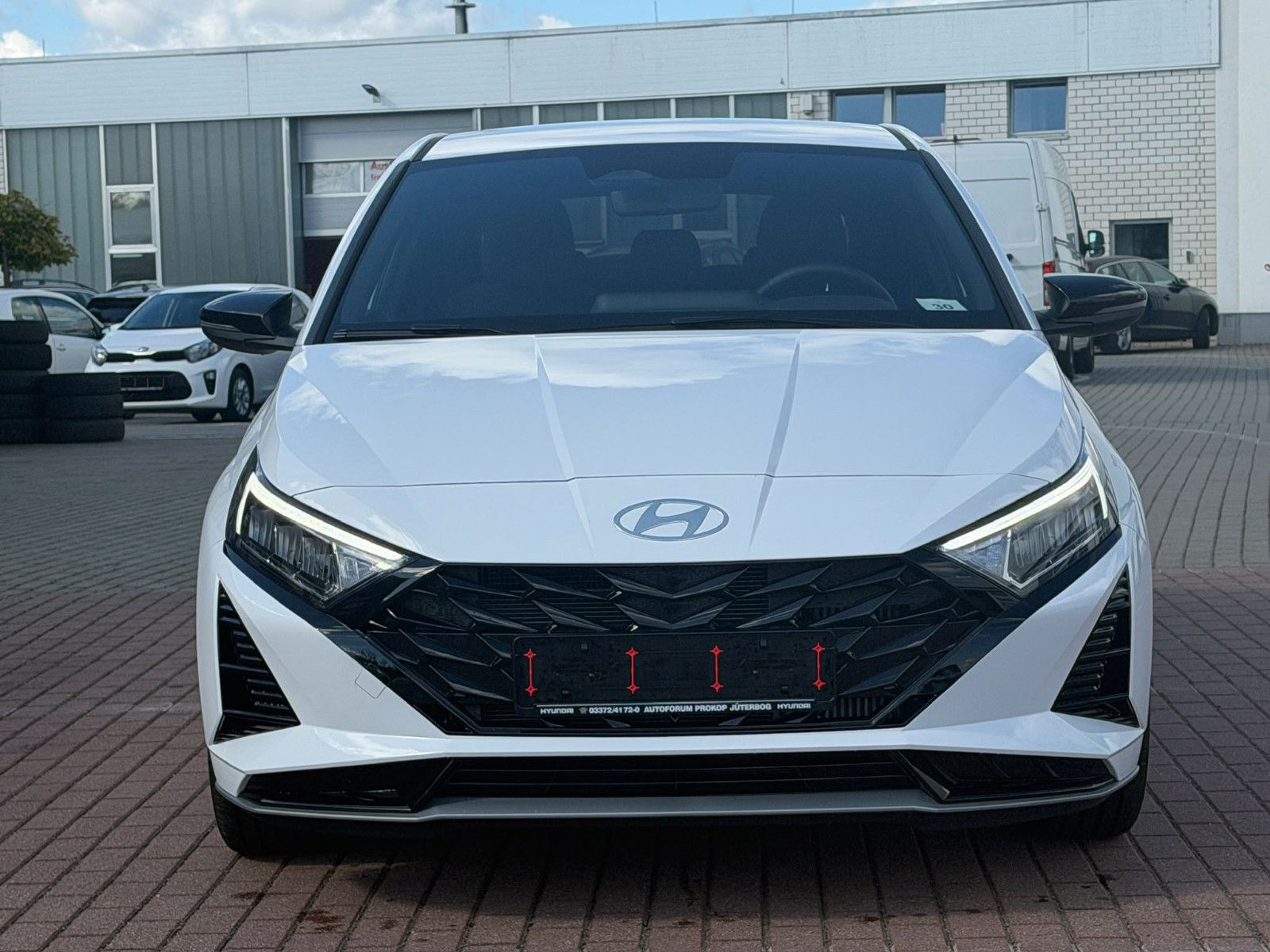 Fahrzeugabbildung Hyundai i20 1.0 T-GDI Blackline *Navi*RFKamera*LED*BOSE*