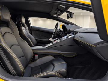 صورة مصغرة 18 لـ 2012 Lamborghini AVENTADOR