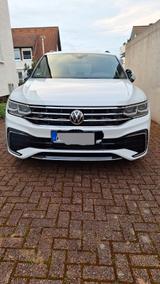 Volkswagen Tiguan 2.0 TDI SCR DSG R-Line , Vollleder , AHK
