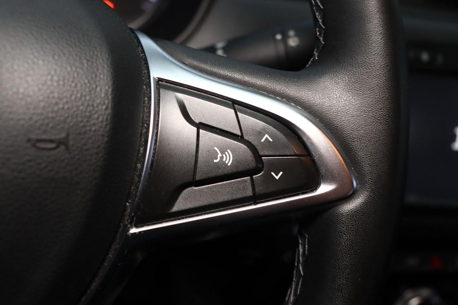 Fahrzeugabbildung Dacia Duster Prestige WINTERDIENST 4x4 * RFK * AHK