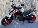 KTM 890 Duke R  Akra / Track Pack / Extras / Gopro  - KTM 890 DUKE R