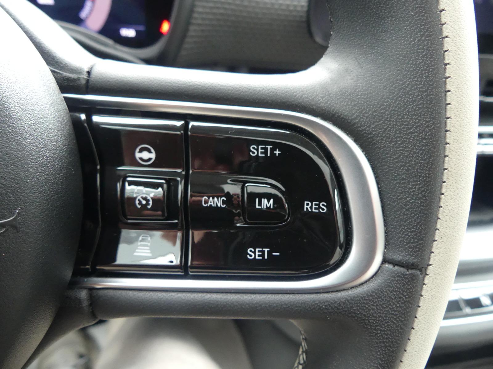 Fiat 500e La Prima by Bocelli 87KW PANO/LED/KAM/ACC