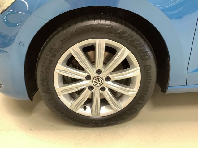 Touran Highline 2,0 TDI 110 kW DSG  LED, AZV, Na