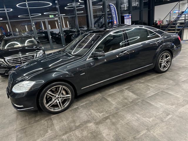 MYAUTOCENTER – Gebraucht- und Jahreswagen mit Werkstattservice in Pfaffenhofen Mercedes-Benz S 500 CGI L *Massage*Pano*Entertainment*VOLL*