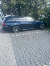 Mercedes-Benz E 300 de T Autom. - AMG mit Junge Sterne Garanti - Mercedes-Benz Sterne junge