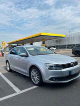 Volkswagen jetta 1.2 top zustand sehr gut - Volkswagen Jetta: Se