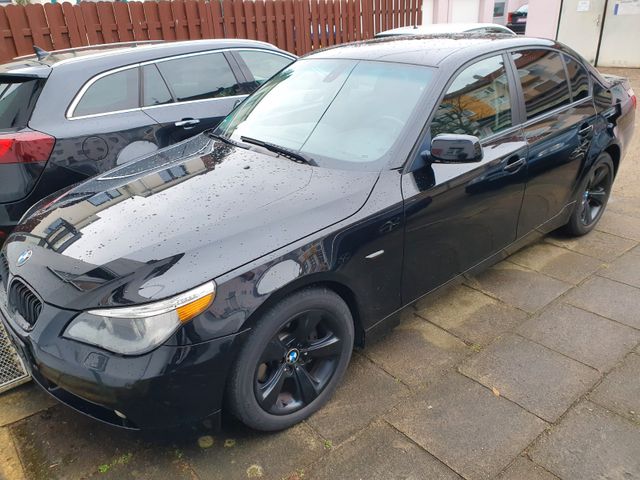 BMW 520i Automatik/Leder/Navi