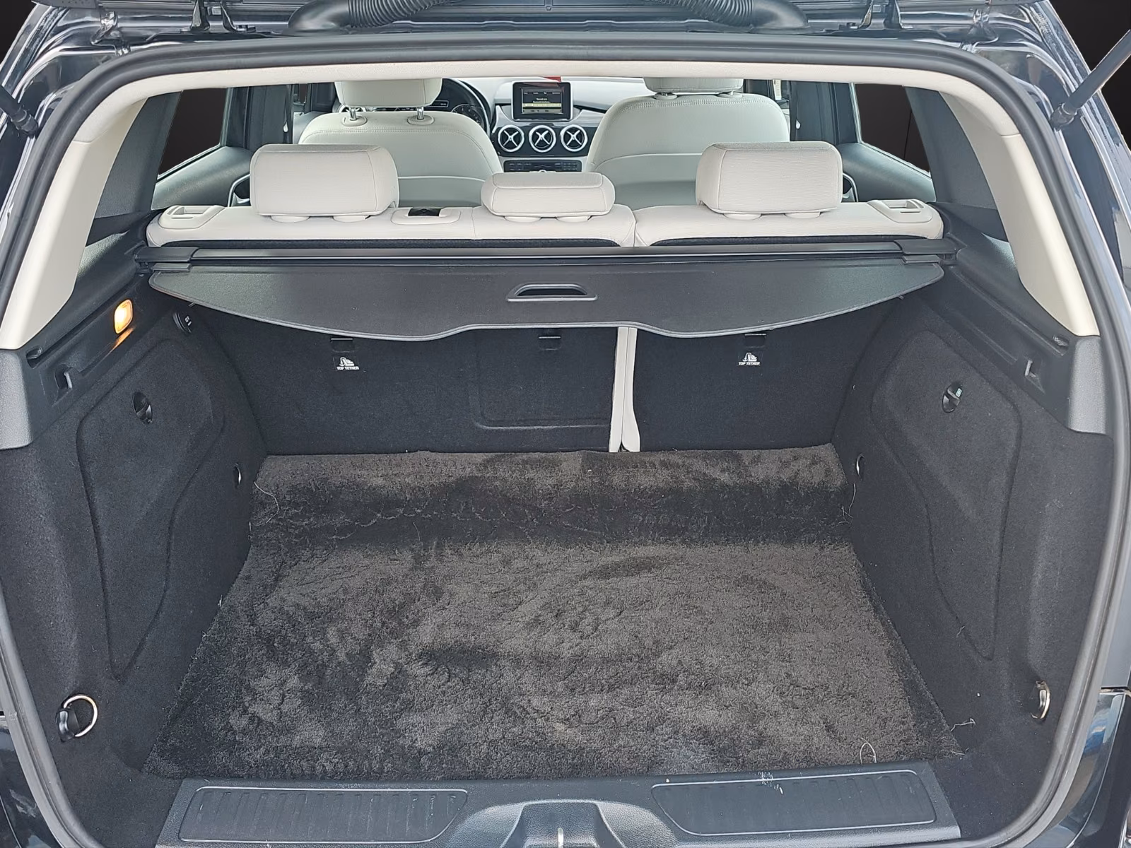 Mercedes-Benz B 180 *Garantie*Service-TÜV Neu*AHK*Automatik*