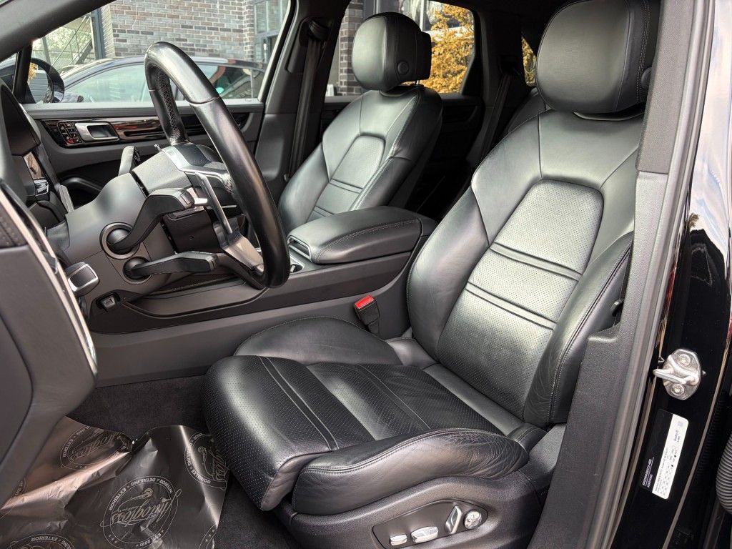 Porsche Cayenne 3.0 E-HYBRID - ORG. NL. - TECHART - PANO imagem 2