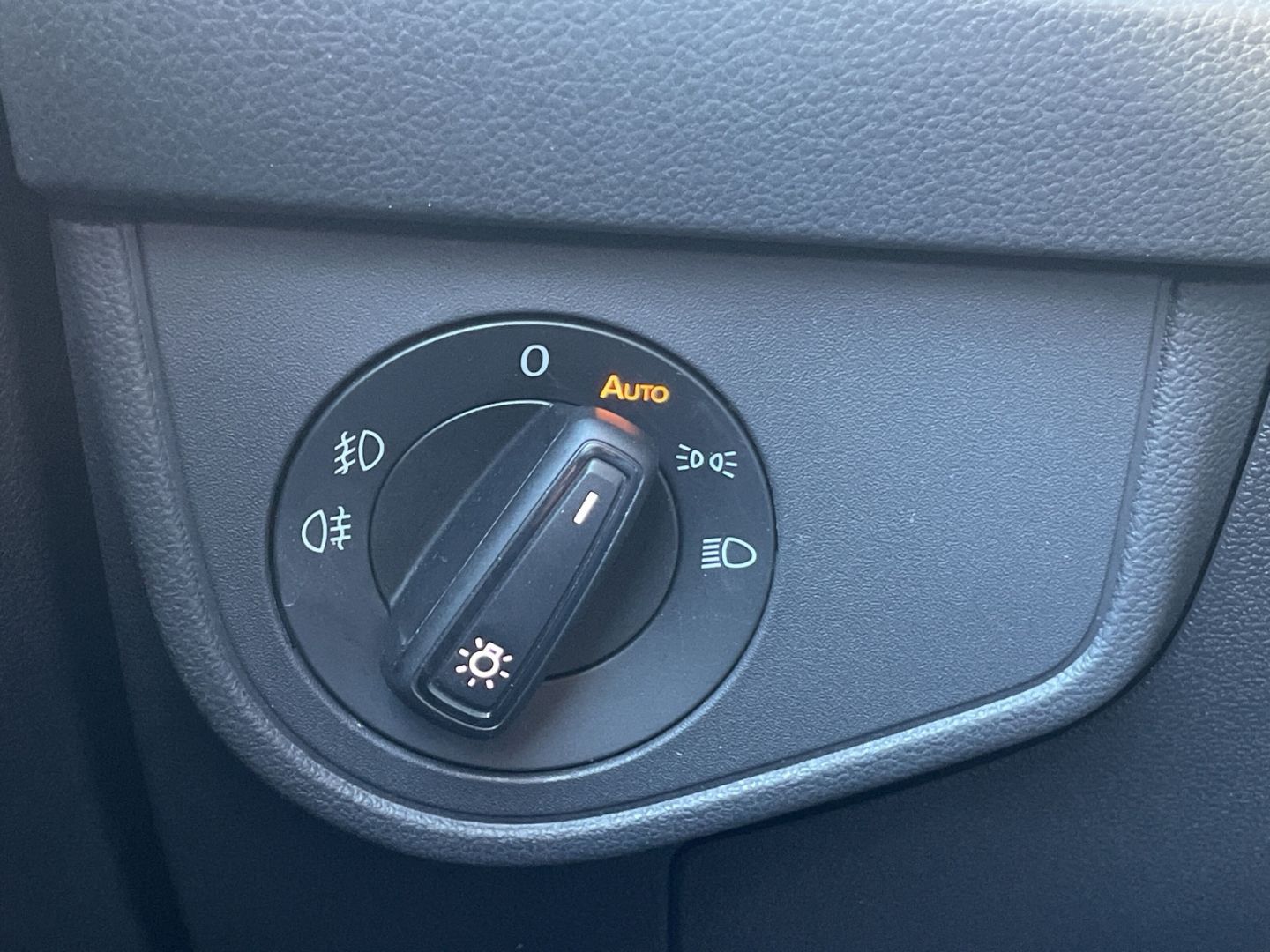 Polo 1.0 TSI DSG Style Kamera/App-Connect/Matrix