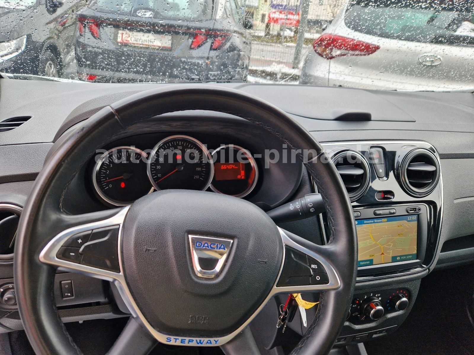 Lodgy Stepway 1.6 SCe 7-SITZE, 1.HD+NAVI/SHZ/PDC