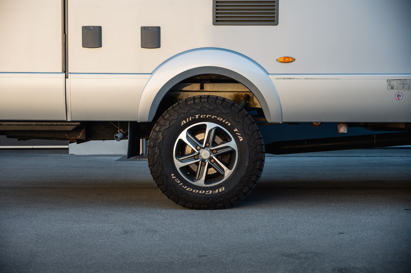 Hymer-Eriba (2018) buy