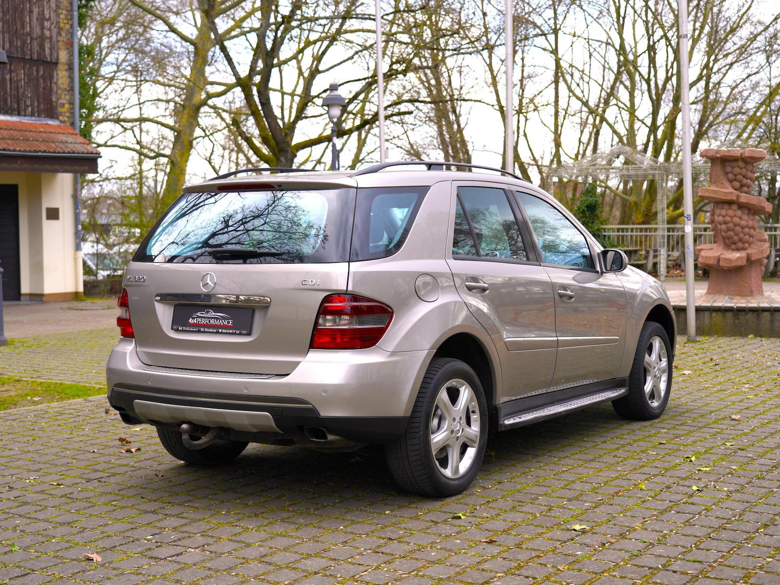 Mercedes-Benz ML 320 CDI*AMG Styling Paket~AHK~Carplay*