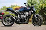 Honda CB 1000 R Black Edition mit Zubehör - HONDA CB1000R BLACK EDITION