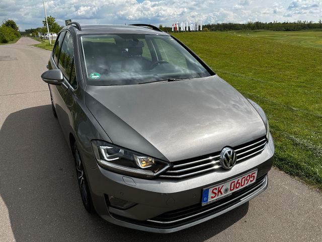 Volkswagen Golf Sportsvan Highline*DSG*KLIMAAUTO*BI-XENON*