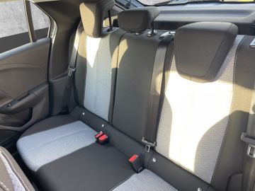 Opel Corsa Edition 1.2T MT6 100PS PDC,LHZ,SHZ,