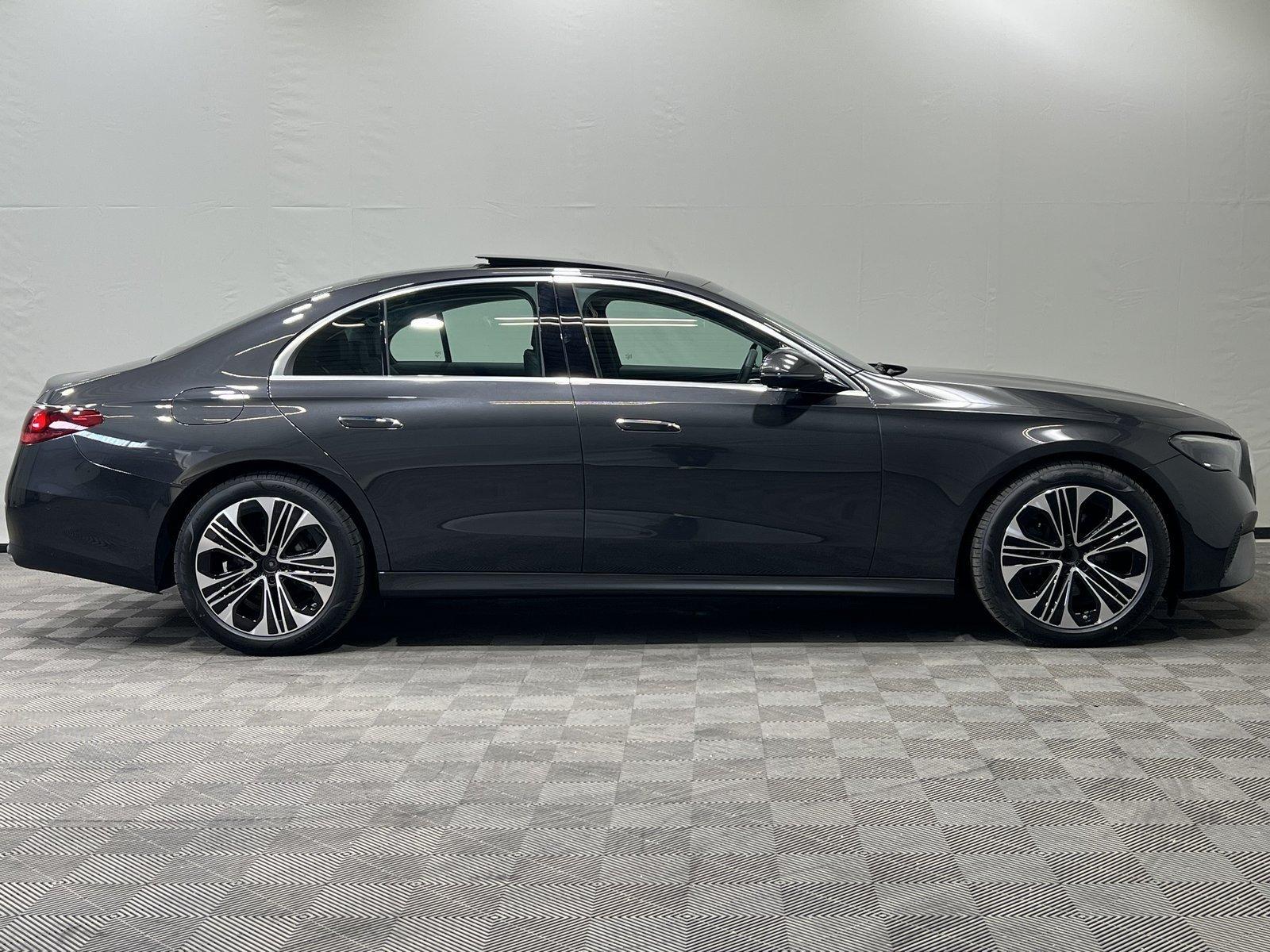 Mercedes-Benz E 220 d Avantgarde Advanced+Pano+Distronic+MJ26!