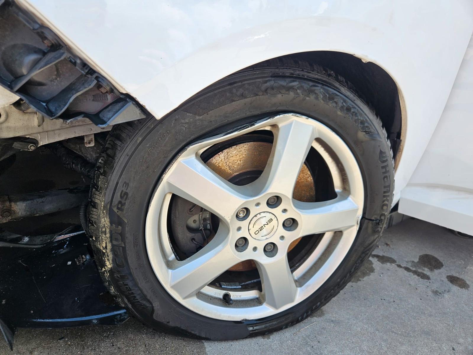 Ford Grand C-MAX 2012 — photo 20