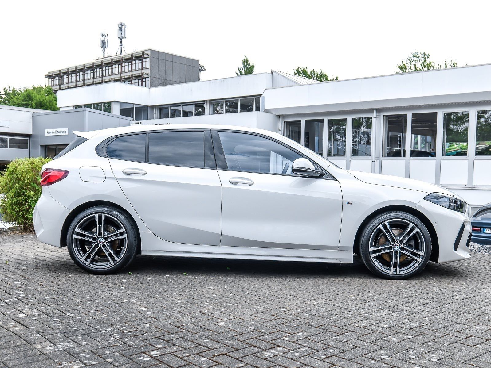 BMW 118 - Bild 11