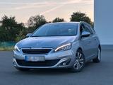 Peugeot 308 SW Allure - Peugeot e-308: SW