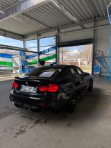 BMW M3Comp HUD B&O DriversP Carbon Mperformance - BMW M3: Schwarz, Limousine