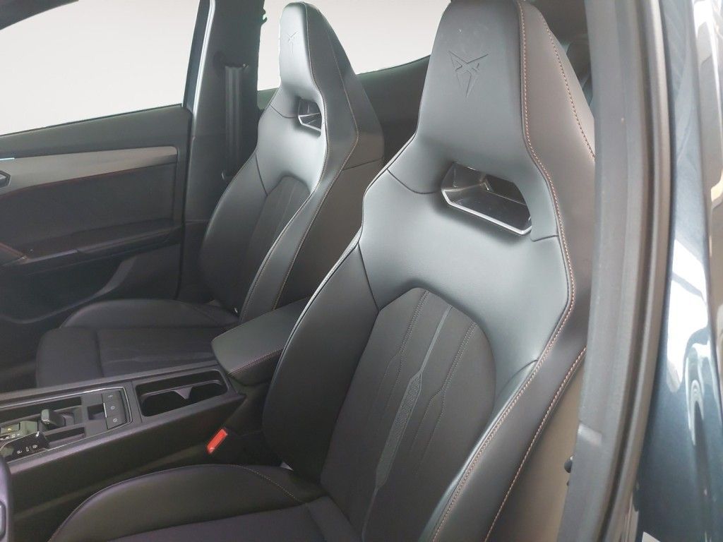 Fahrzeugabbildung CUPRA Formentor VZ 1.4 e-Hybrid DSG Panoramadach