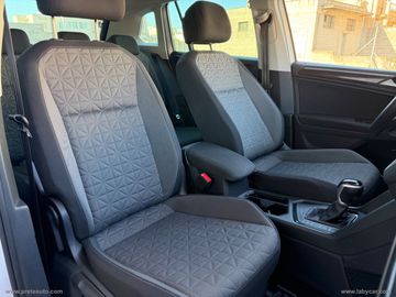 Volkswagen Tiguan - 11