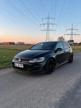 Volkswagen Golf 7 2.0 TSI DSG GTI Performance (ohne OPF) - Volkswagen Golf in Bonn