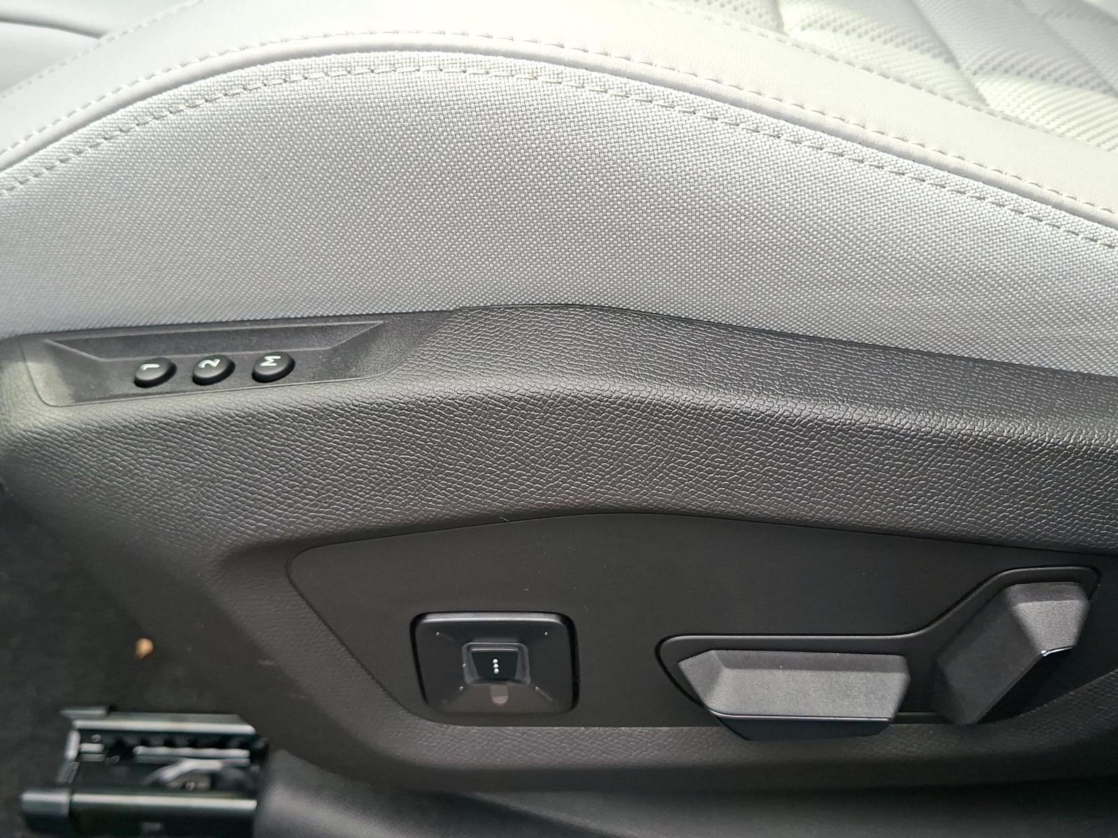 Citroën C5 Aircross Team D Hybrid 145 e-DSC6 Kamera Navi