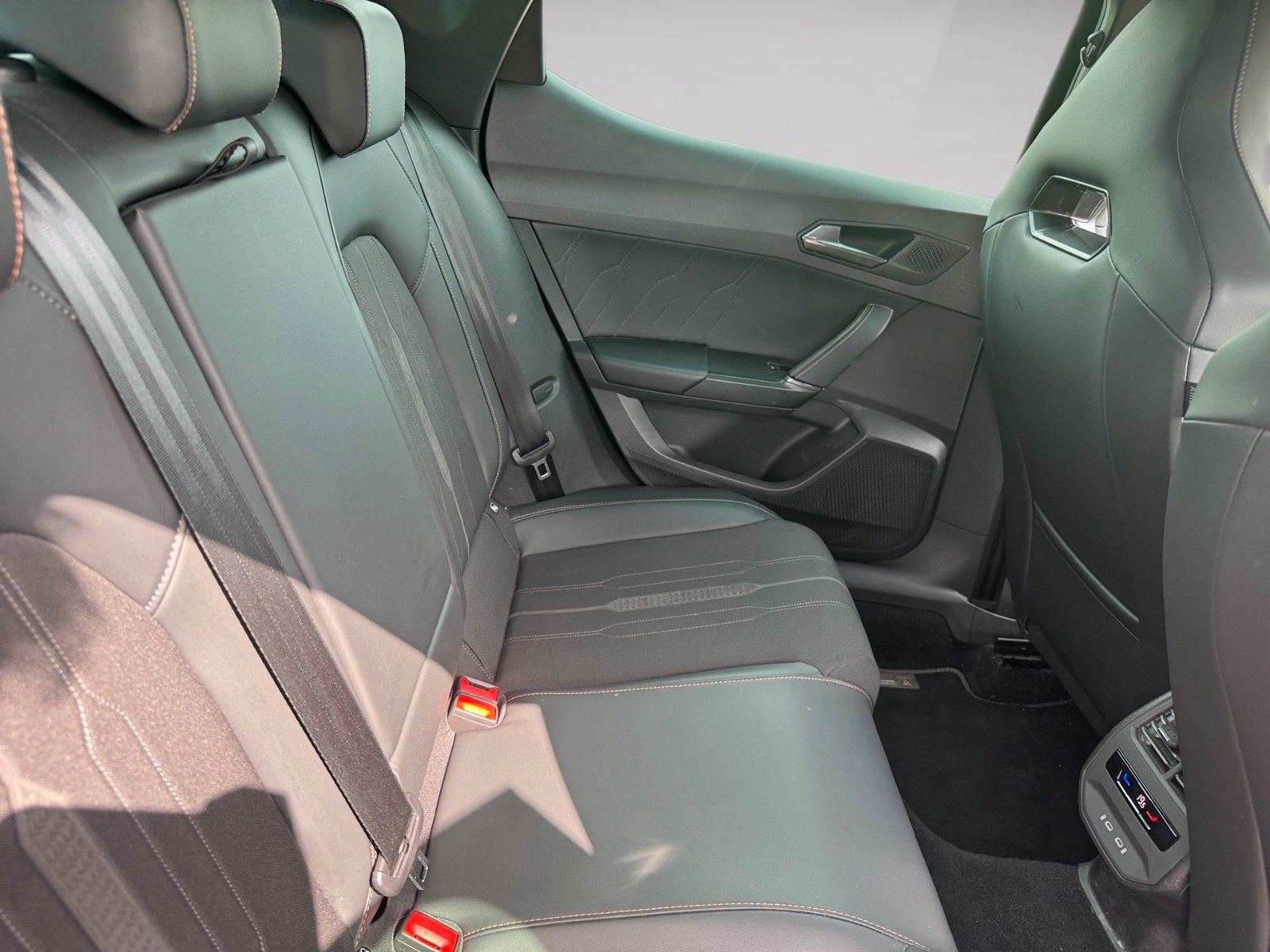 Fahrzeugabbildung CUPRA Leon 2.0 TSI