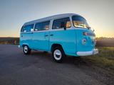 Volkswagen T2 - Volkswagen T2: 9 Sitzer