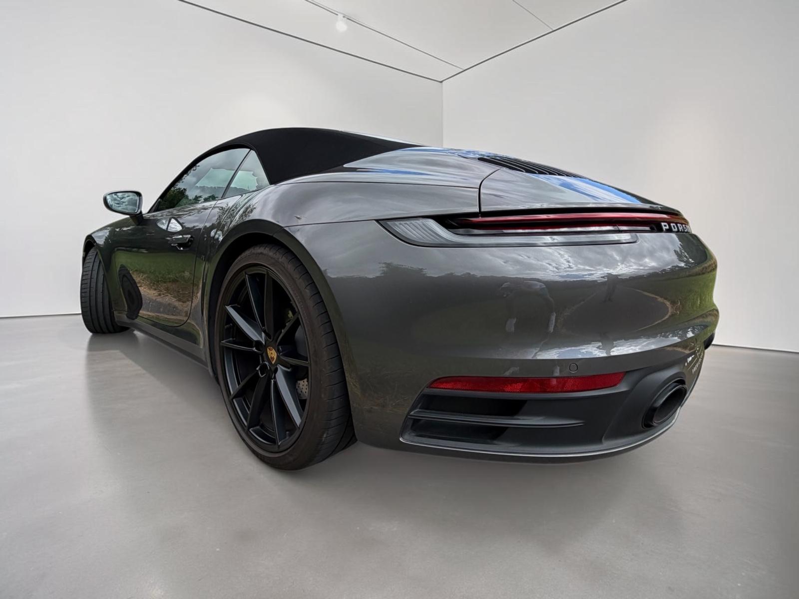 Porsche 911 Carrera| 1.Hand| Lift| Nachtsicht| Sport-AGA