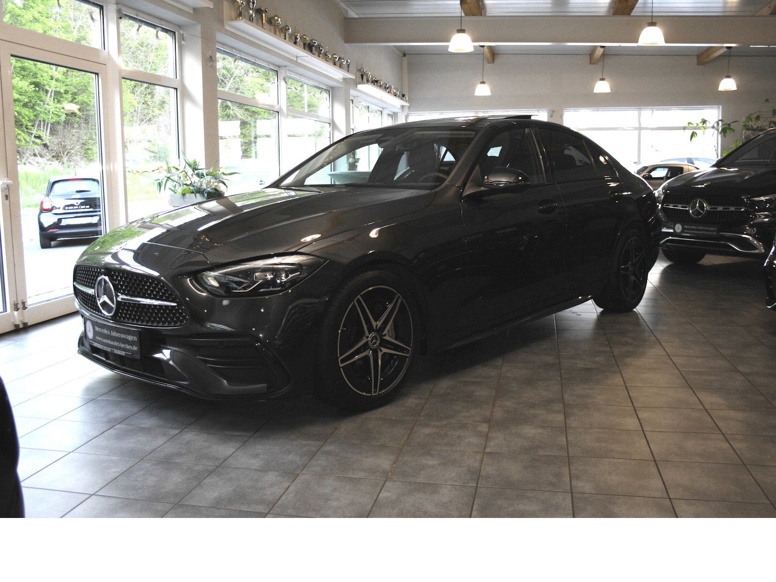 Fahrzeugabbildung Mercedes-Benz C 200 d AMG Plus *AHK*Pano-Dach*Night*Memory