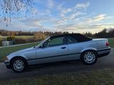 BMW 318i Cabrio 318i, 1. Lack, Rentner Fahrzeug - gebrauchte BMW 318 aus dem Jahr 1997
