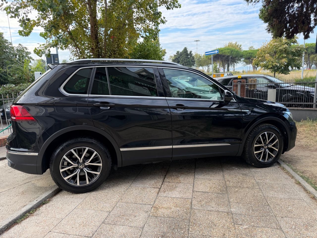 Volkswagen Tiguan 2.0 TDI 150 CV SCR DSG Life imagem 3