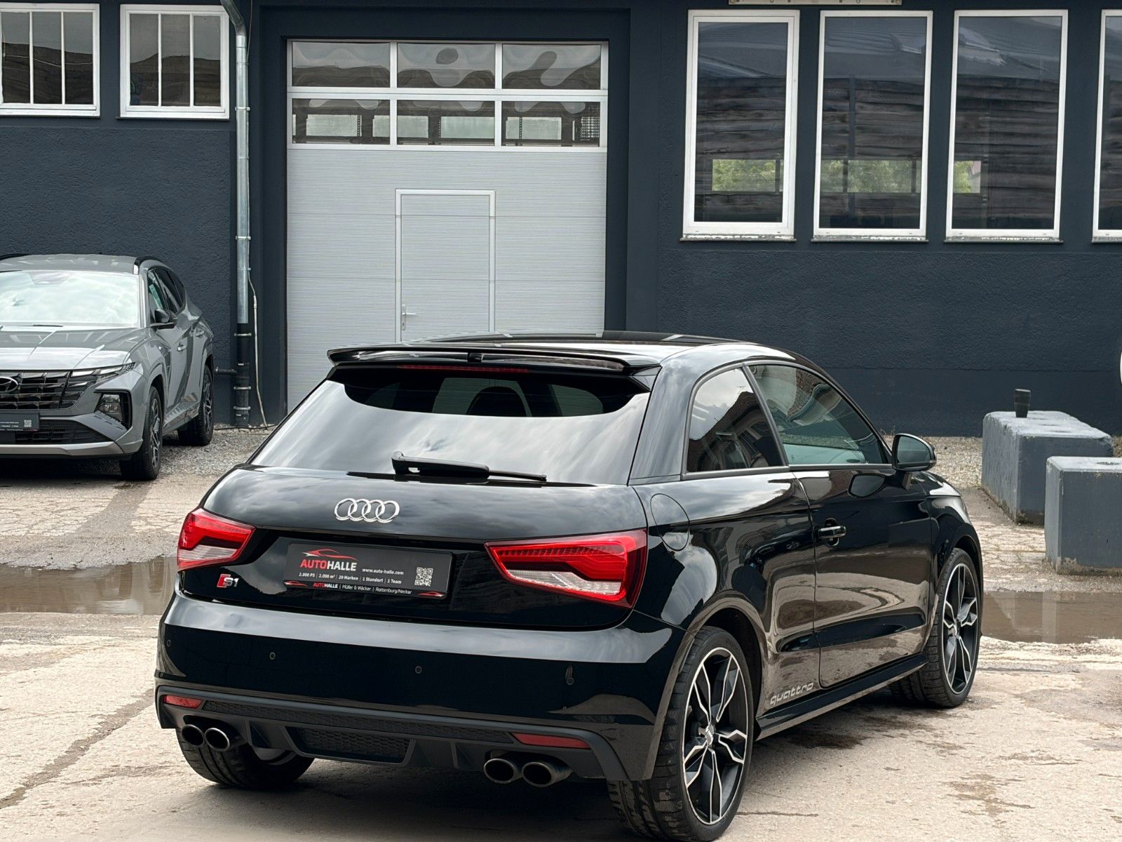 Fahrzeugabbildung Audi S1 2.0 TFSI quattro SHZ PDC Navi Leder Ambiente