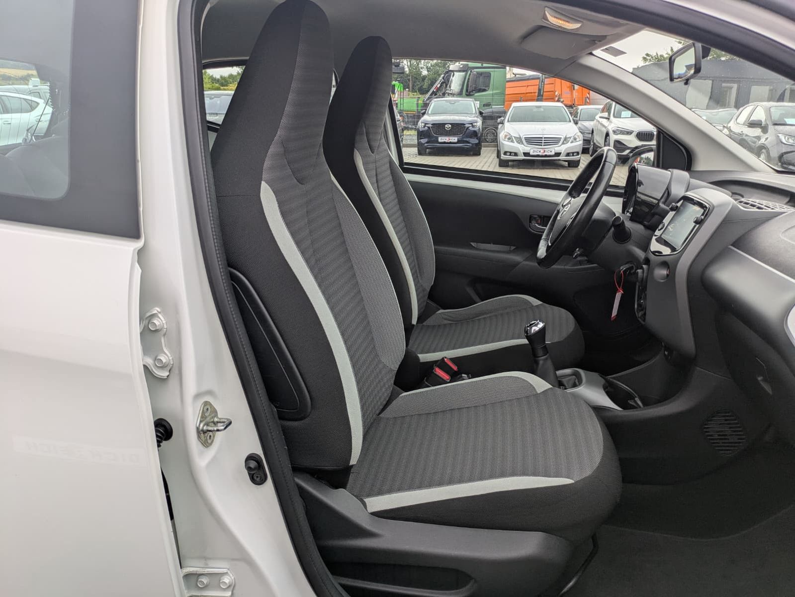 Fahrzeugabbildung Toyota AYGO 1.0 x-Play APP-CONNECT*KLIMA*KAMERA