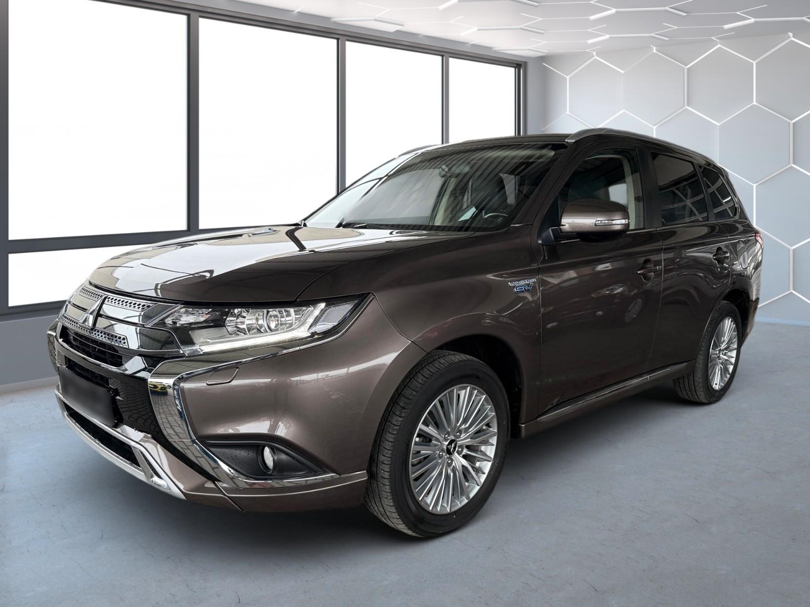 Mitsubishi Outlander 2.4 MIVEC PLUG-IN HYBRID 4WD Diamant