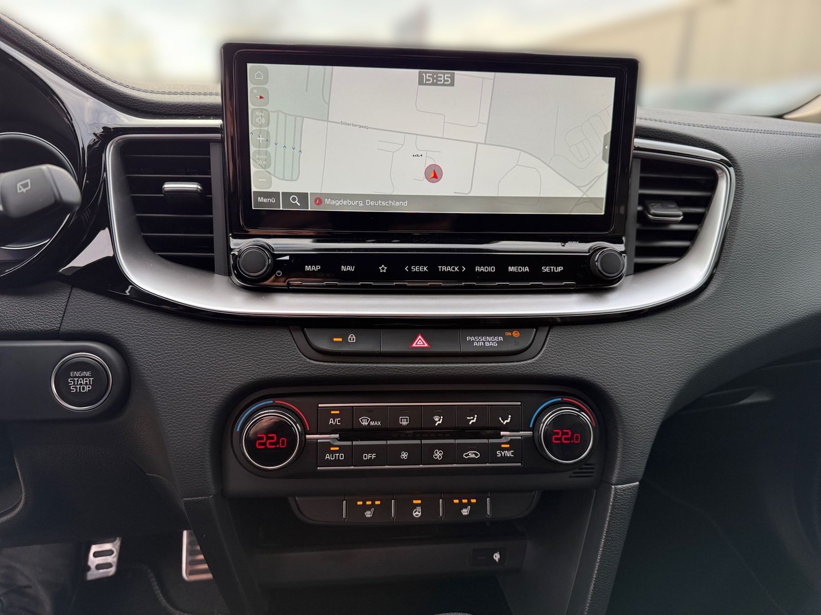 Fahrzeugabbildung Kia PROCEED 1.5T 140 DCT GTL TEC 18Z LEDER