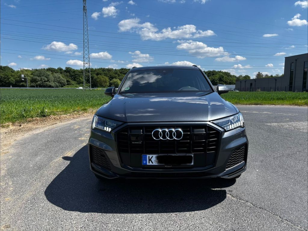 Image of Audi Q7