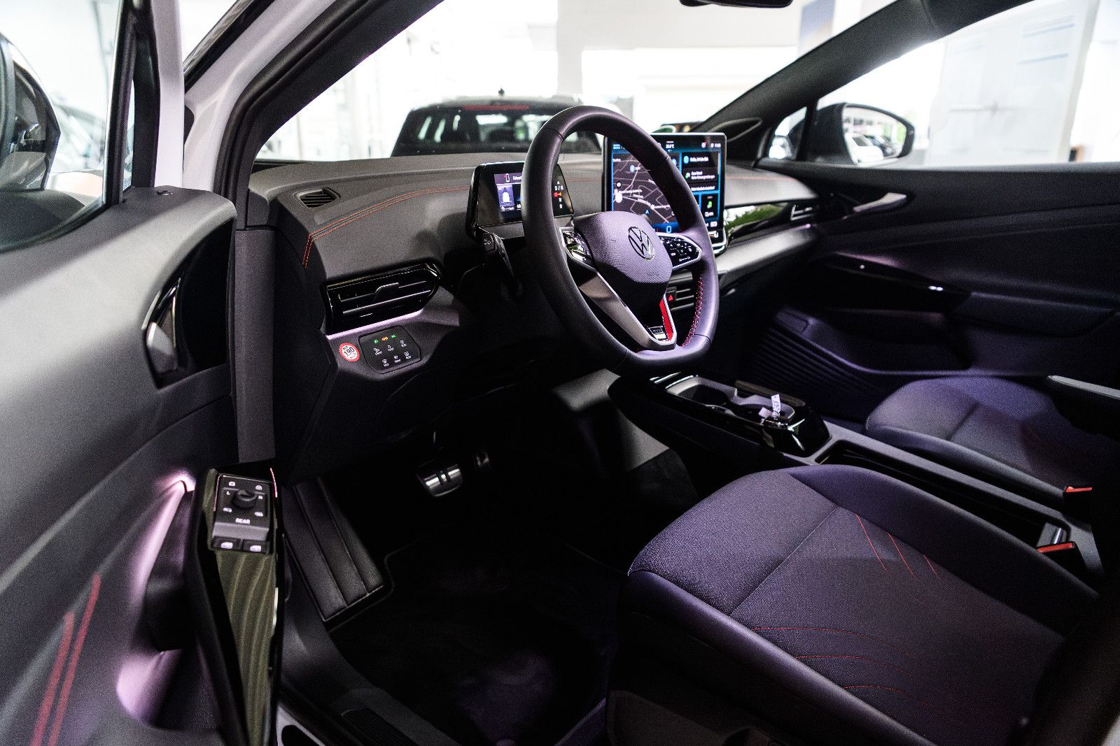 Fahrzeugabbildung Volkswagen ID.4 GTX 4Motion IQ-LIGHT+AHK+WÄPU+KAMERA+HuD+21