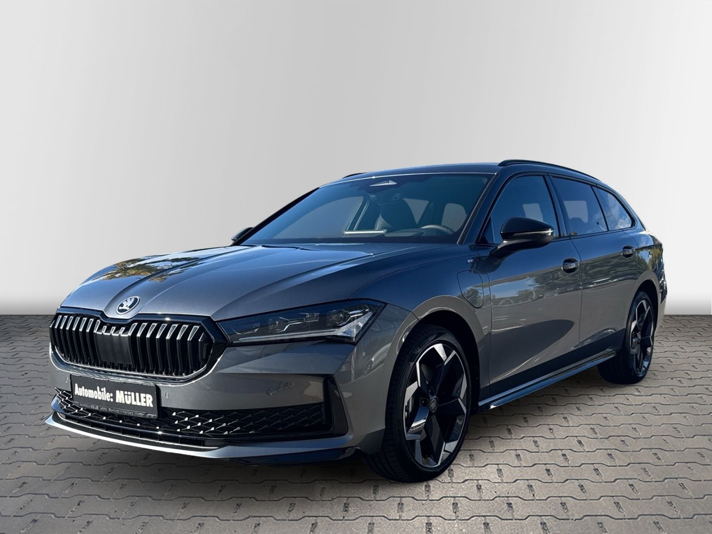 Skoda Superb Combi Sportline 1,5 TSI iV 150 kW 6-Gang' imagem 2