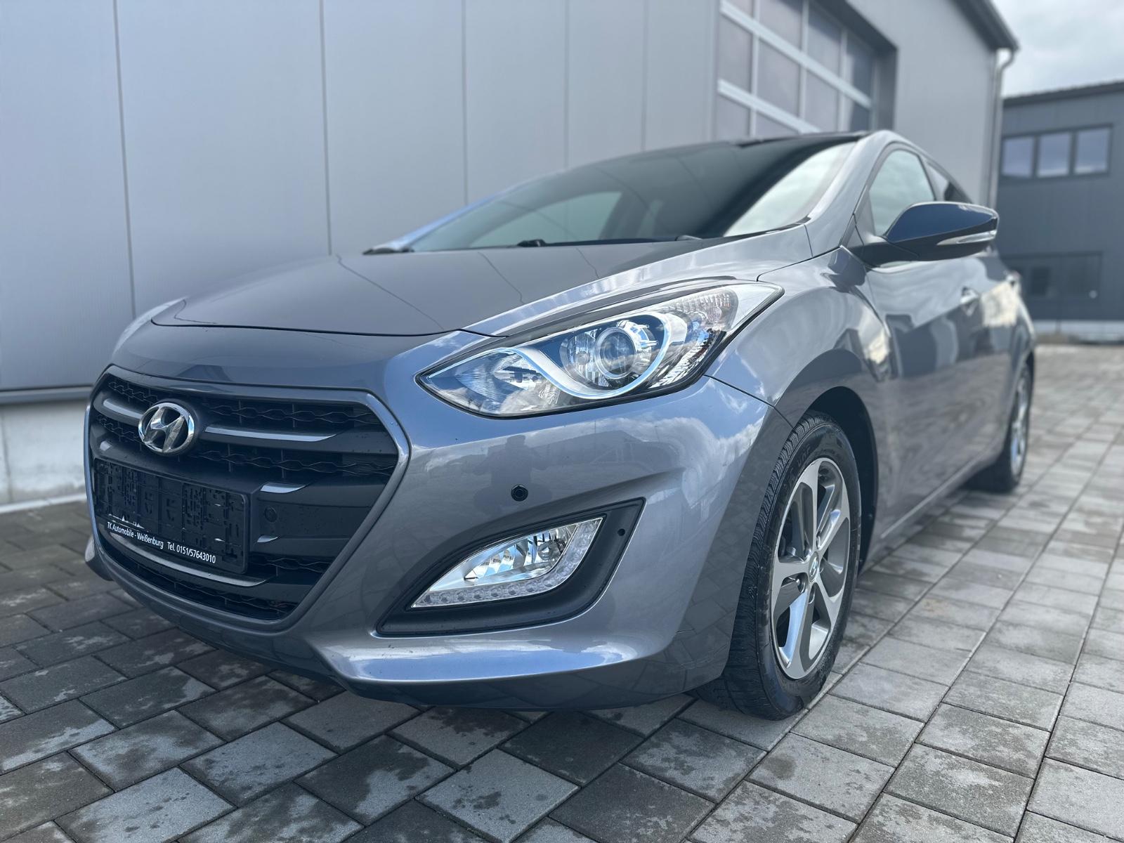 Hyundai i30 1.6 GDI FIFA World Cup EDITION/KAM/PDC