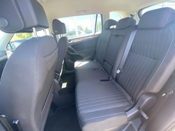 Volkswagen Tiguan Allspace - 12