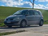 Renault Scenic 1.6 16V 5-Gang PANO SITZHZ - Renault Scenic aus 2005