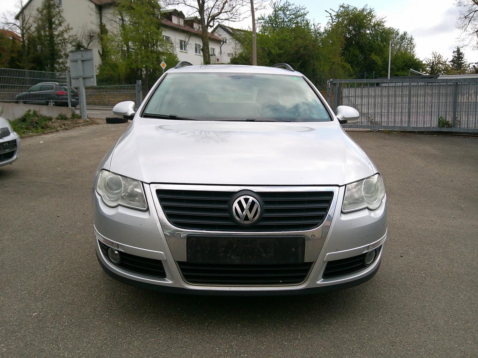 Volkswagen Passat Variant Comfortline AHK Service neu