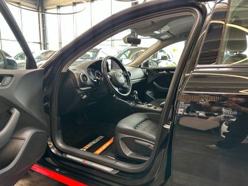 MYAUTOCENTER – Gebraucht- und Jahreswagen mit Werkstattservice in Pfaffenhofen Audi A3 Sportback ultra *BiXenon*Klima*Navi*