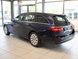 Mercedes-Benz E 220 T d,LED,Burmester,Comand,Kamera,Distronic - Mercedes-Benz E 220 mit Diesel-Antrieb